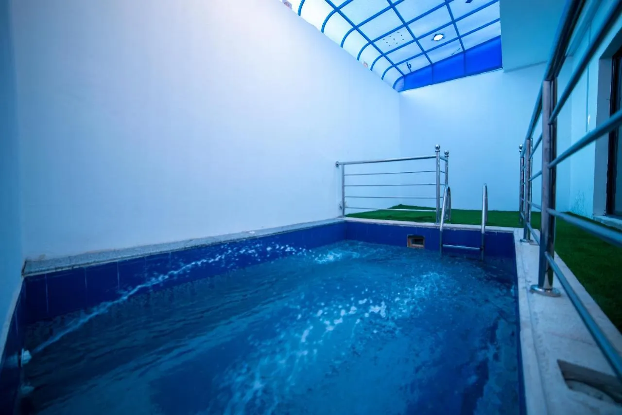 أجنحة و شاليهات خاصة Jeddah Hotel