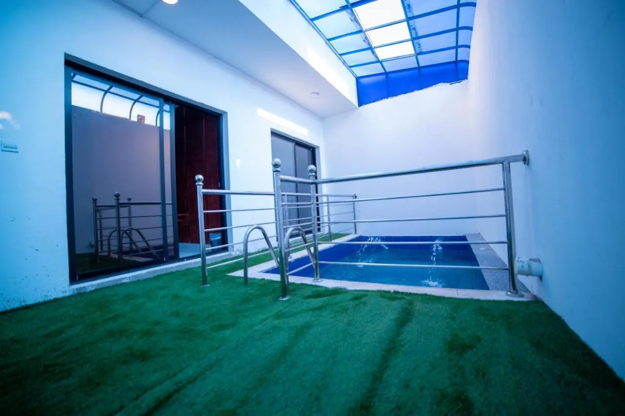 أجنحة و شاليهات خاصة Jeddah Hotel